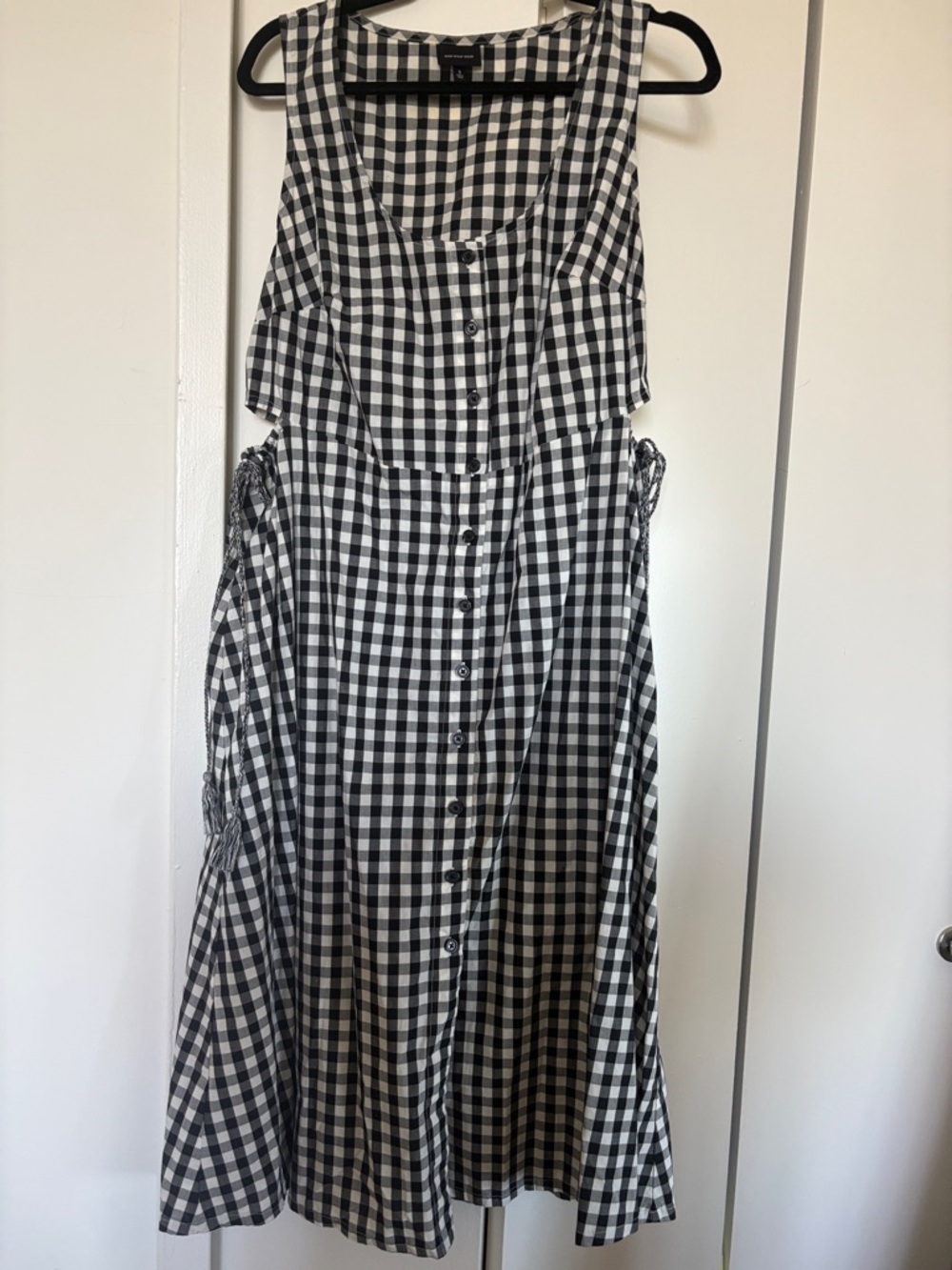 Who What Wear Black and White Gingham Button-Front Side Cut-out Midi Dress
